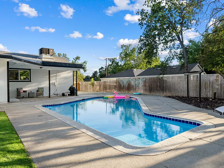 7569 Baird Way #A — Photo 95