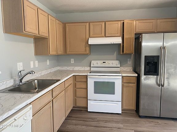 5th image of 10375 W Ross Ave
