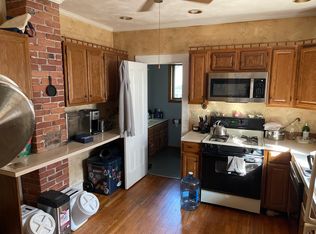 14 Swan Pl, Arlington, MA 02476