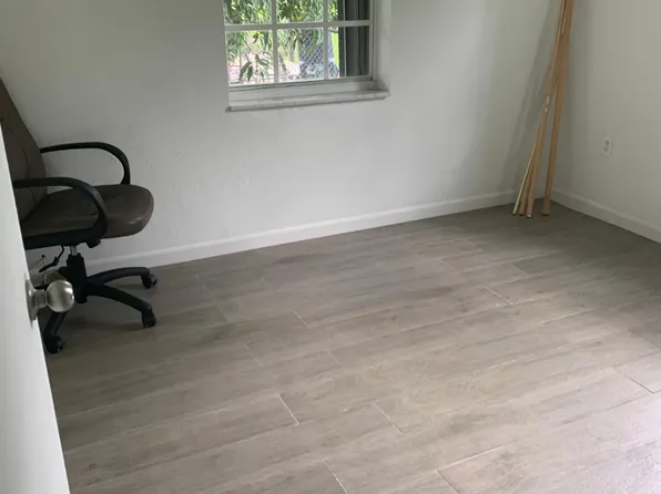 16340 NW 17th Ct, Miami Gardens, FL 33054