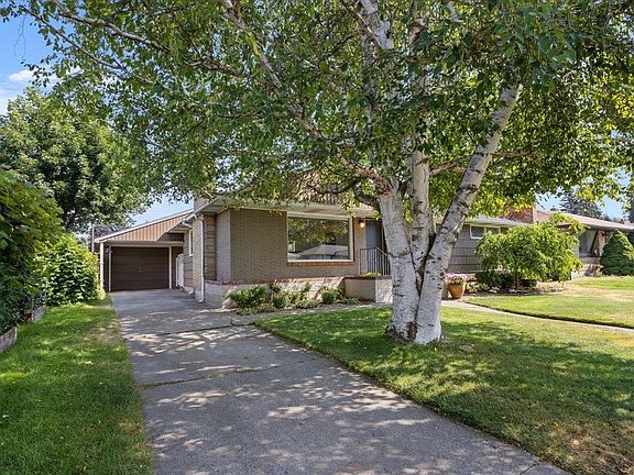 2nd image of 3324 W Rockwell Ave
