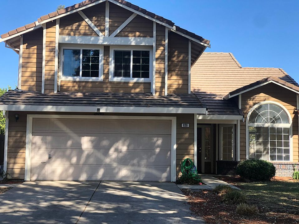 1st image of 830 Kings Canyon Ct