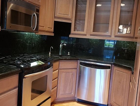 4th image of 19139 Avenue Of The Oaks Unit B