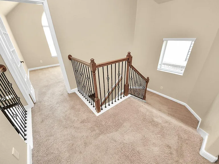 19126 Gaslamp Point Ct — Photo 32