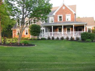 2419 Pinebrook Ln, Springboro, OH 45066