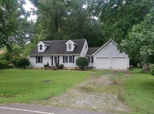 301 Country Club Dr, Edenton, NC 27932