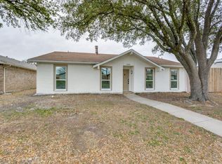 5900 Redwood Ln, Rowlett, TX 75089