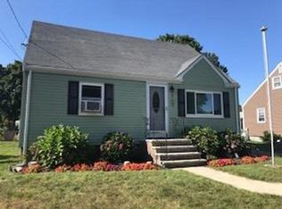 7 Cedar Grove Ave, Peabody, MA 01960