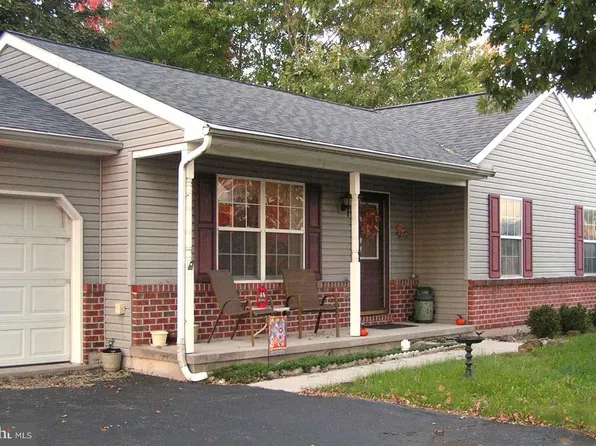 31 Pheasant Ridge Rd, Dillsburg, PA 17019
