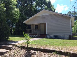 255 6th Ave, Chickasaw, AL 36611
