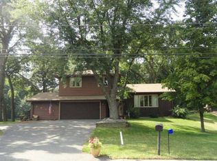 2070 17th Ave E, North Saint Paul, MN 55109