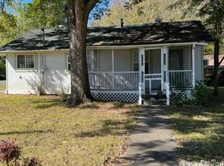 690 Fraser St, Clinton, AR 72031