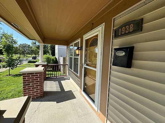 2nd image of 1938 Park Ave