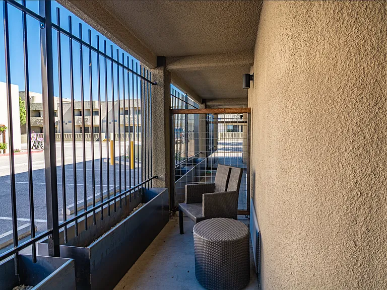 Live at the BLVD 2500 New, beautiful and best location! — Photo 15
