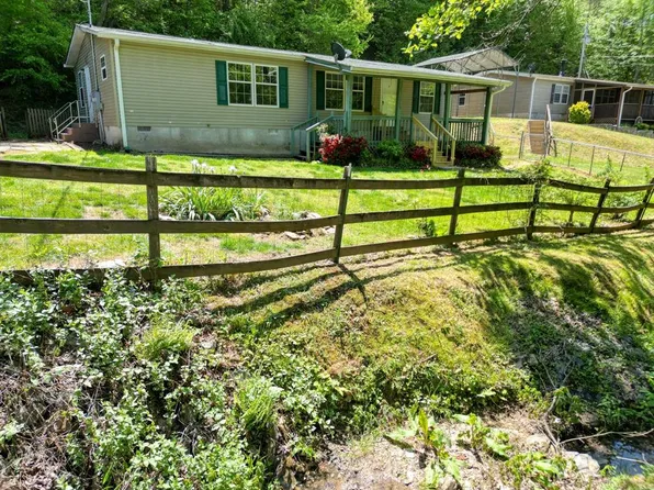 832 Canyon Rd, Marble, NC 28905