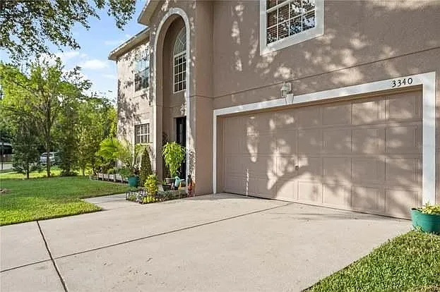3340 Bellericay Ln — Photo 2