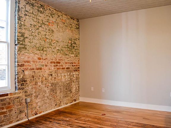 4th image of 1527 W Main St #13