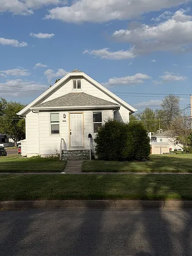 1121 N 12th St Photo 1