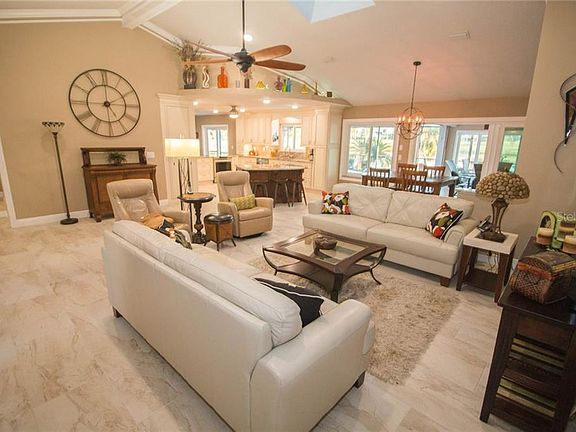 4th image of 1728 Wolf Laurel Dr