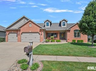 6417 Winterberry Ln, Springfield, IL 62712