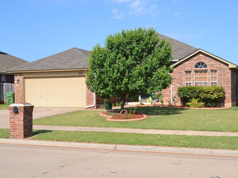 1st image of 212 Amanda Dr