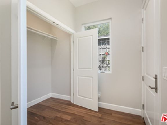 5th image of 7851 Airlane Ave