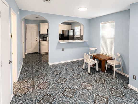 3rd image of 8340 Folkstone Ln #1
