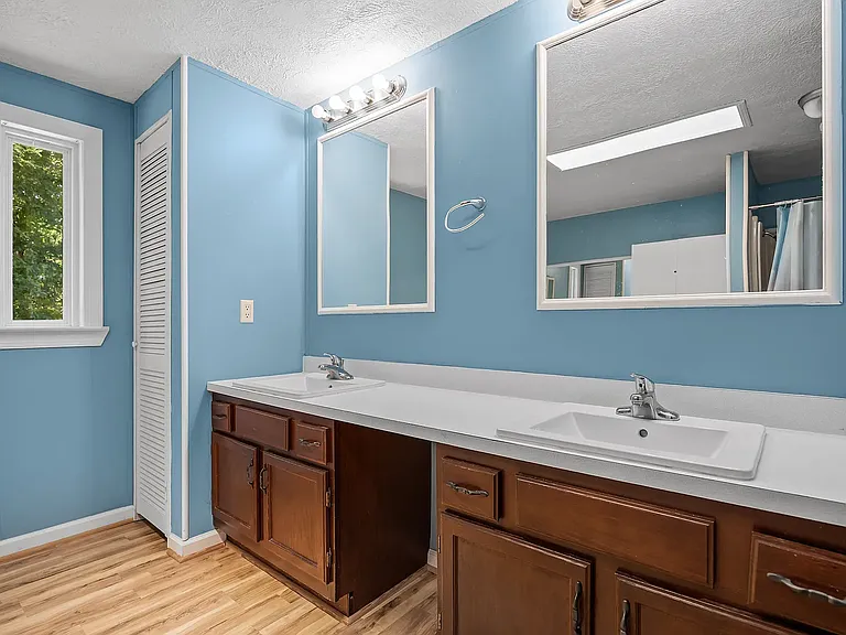 290 Thomas Cash Rd — Photo 12