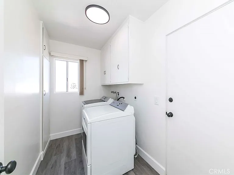 4610 Rockbluff Dr — Photo 12