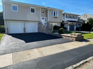 2714 Linwood Rd, Union, NJ 07083