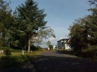 709 Wakina Loop SE, Ocean Shores, WA 98569