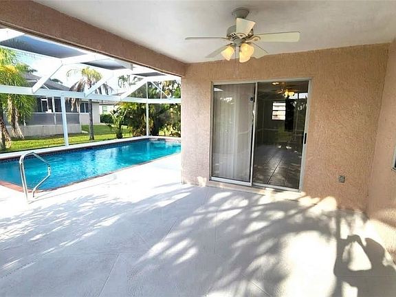 5th image of 2243 SW 27th St