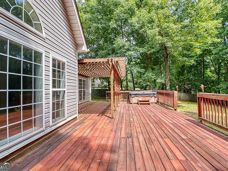 255 Squire Ln — Photo 49