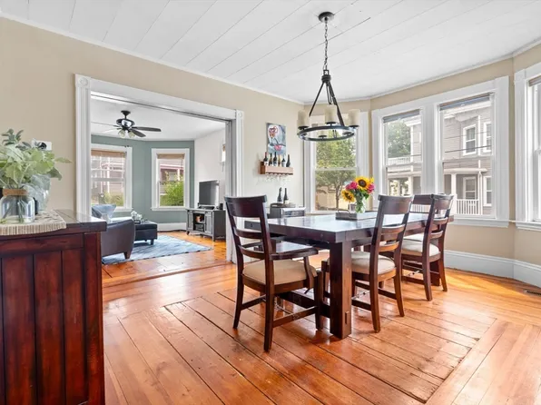 55 Ocean Ave #1, Salem, MA 01970