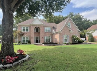1743 Campden Dr, Collierville, TN 38017