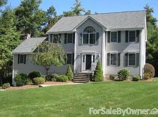 108 Adams St, Dunstable, MA 01827