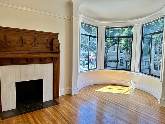 3rd image of 1612 Hyde St APT C