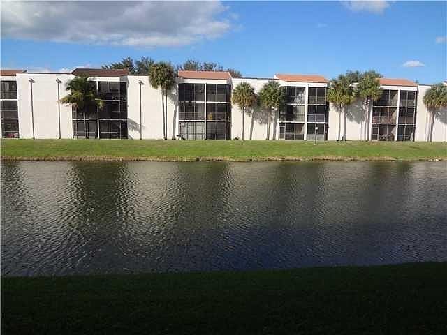2nd image of 3399 Foxcroft Road #307