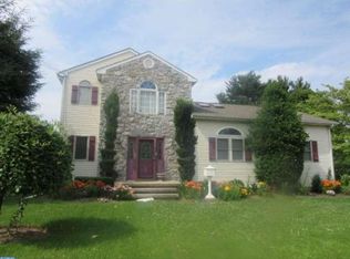 449 E Springfield Rd, Springfield, PA 19064