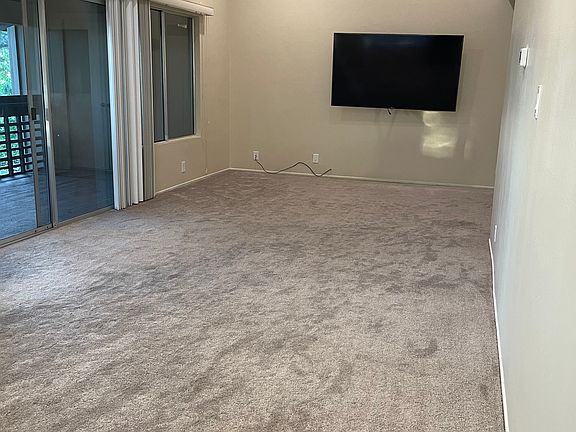 3rd image of 355 Parkview Ter APT G-2