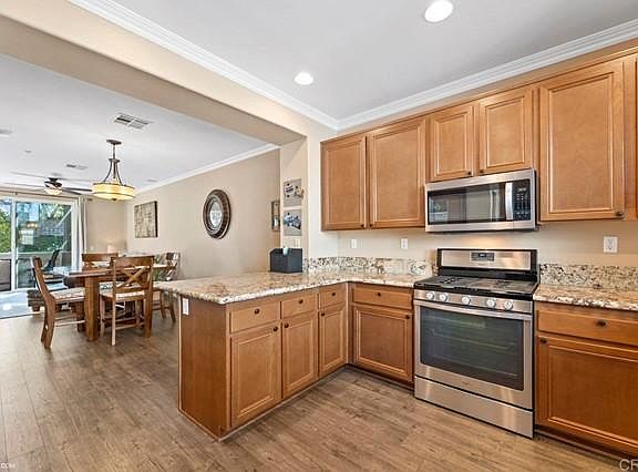 5th image of 16913 Laurel Hill Ln Unit 137