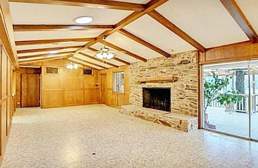 3rd image of 4903 Whispering Oaks Dr