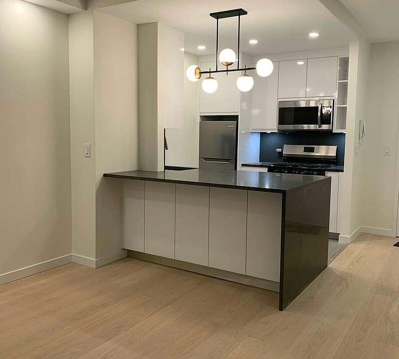 2nd image of 22 W 15th St APT 3F