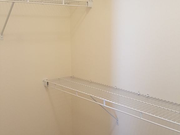 Ample closet and storage space!!