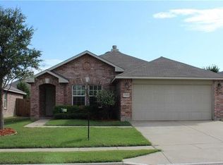 1244 Elkford Ln, Justin, TX 76247