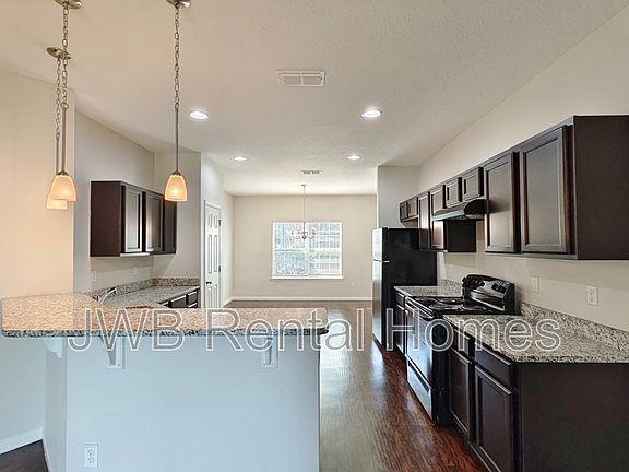 3rd image of 2375 Jerusalem St
