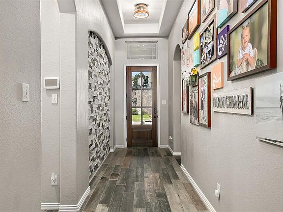 5th image of 3037 Broadhaven Dr