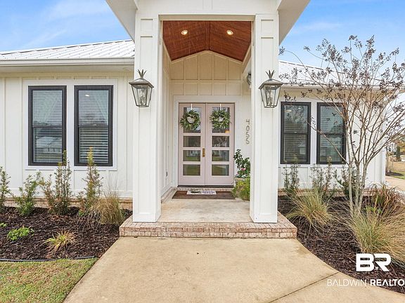3rd image of 4055 Muirfield Ct