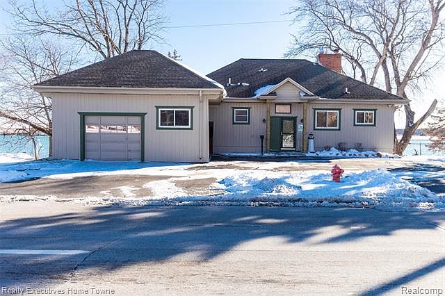 1st image of 3800 Military St