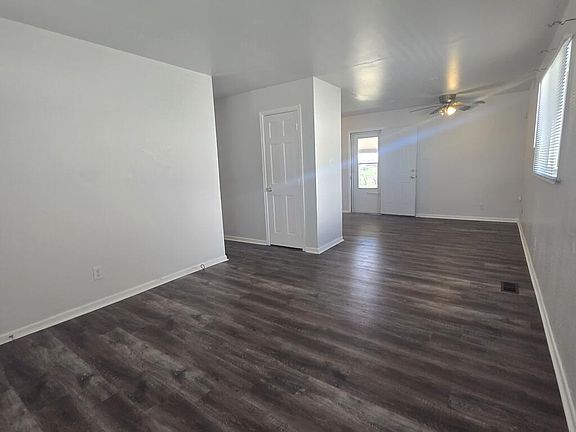 3rd image of 1807 Mohawk Rd